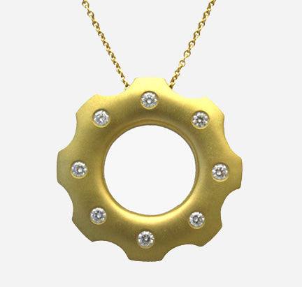 Wheel Necklace